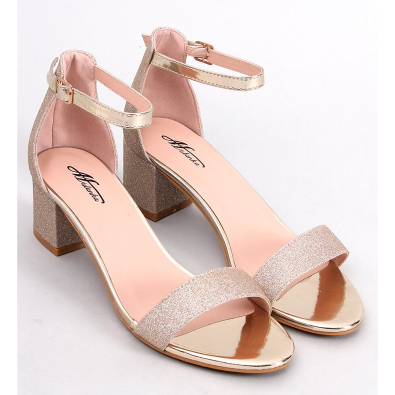 Costello Gold -korkoiset sandaalit kultainen 1