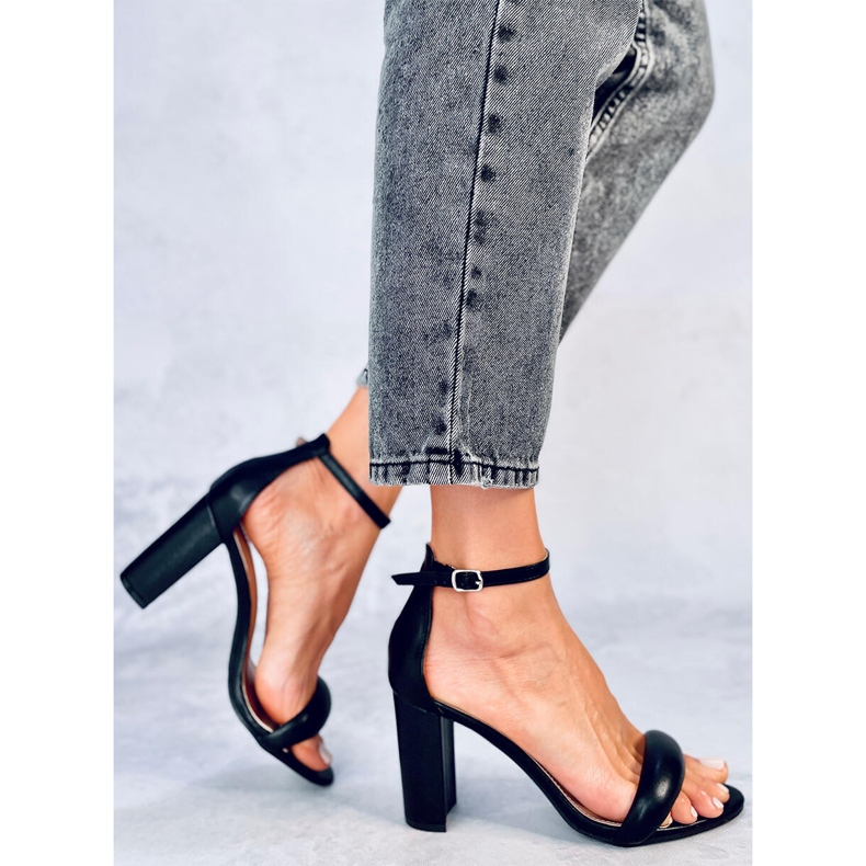 Jonah Black korkokengät sandaalit musta 1