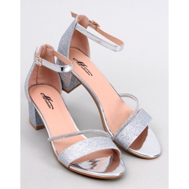 Altidore Silver matalakorkoiset sandaalit hopea 1