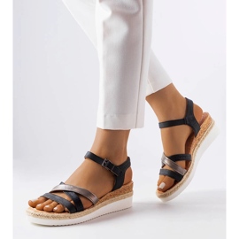 Ridenourin mustat kiila sandaalit 1