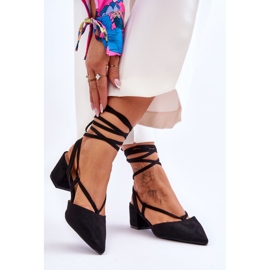 PG1 Mustat Carlotte solmitut matalakorkoiset pumput 2