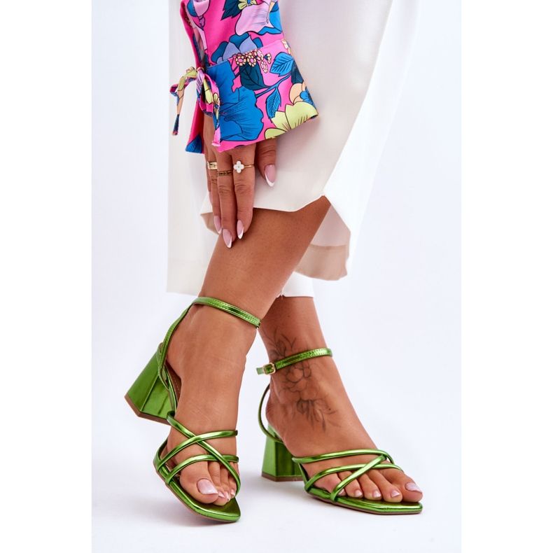 Muodikkaat Felisa Green korkeakorkoiset sandaalit vihreä 2