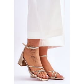 FB2 Muodikkaat Golden Felisa korkeakorkoiset sandaalit kultainen 1