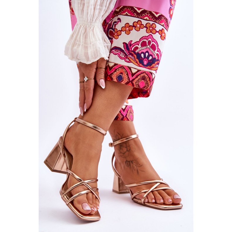 FB2 Muodikkaat Felisa Pink Gold -korkokengät kultainen 2