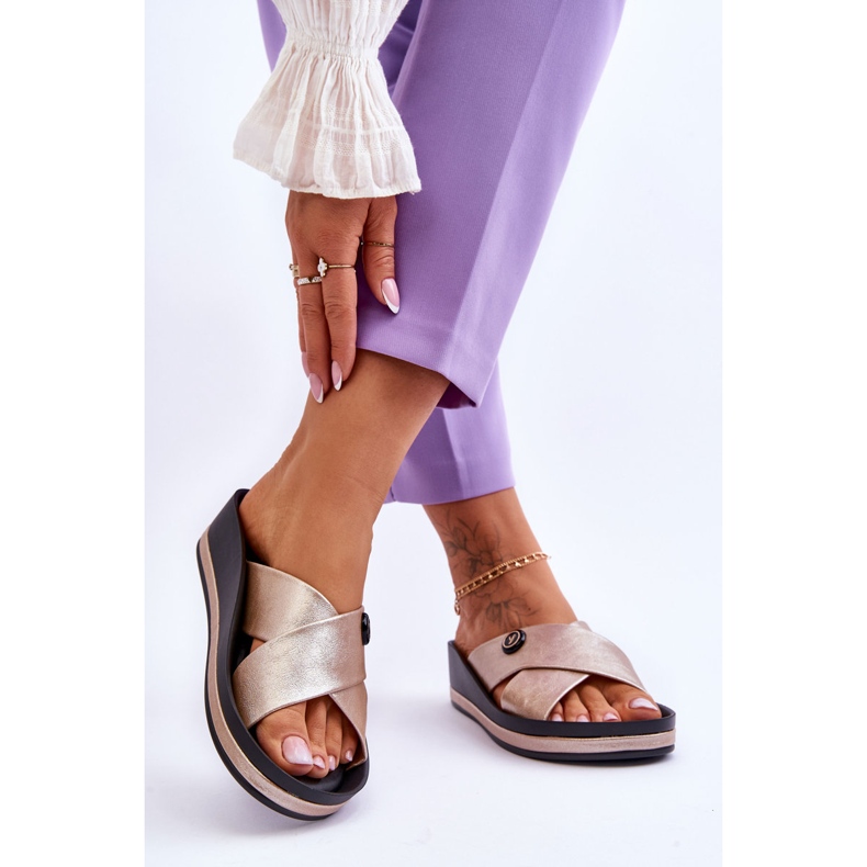 Vinceza Naisten kultaiset Brooklyn-koristeiset tossut kultainen 2