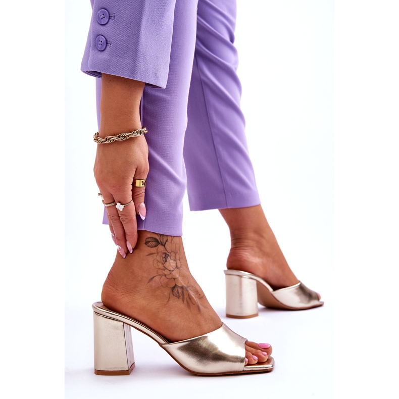 Naisten nahkaiset klassiset varvastossut, metallikulta kultainen 3