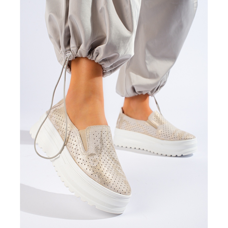 Naisten nahkaiset kultakengät Shelovet kultainen 2