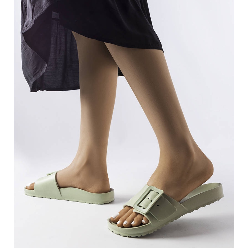 Nelmin vihreät kumiset soljet 2