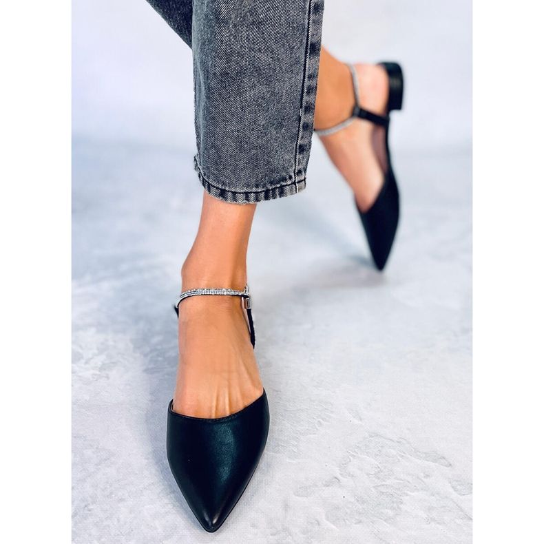 BM Durie Black avokorkoiset balettihousut musta 1