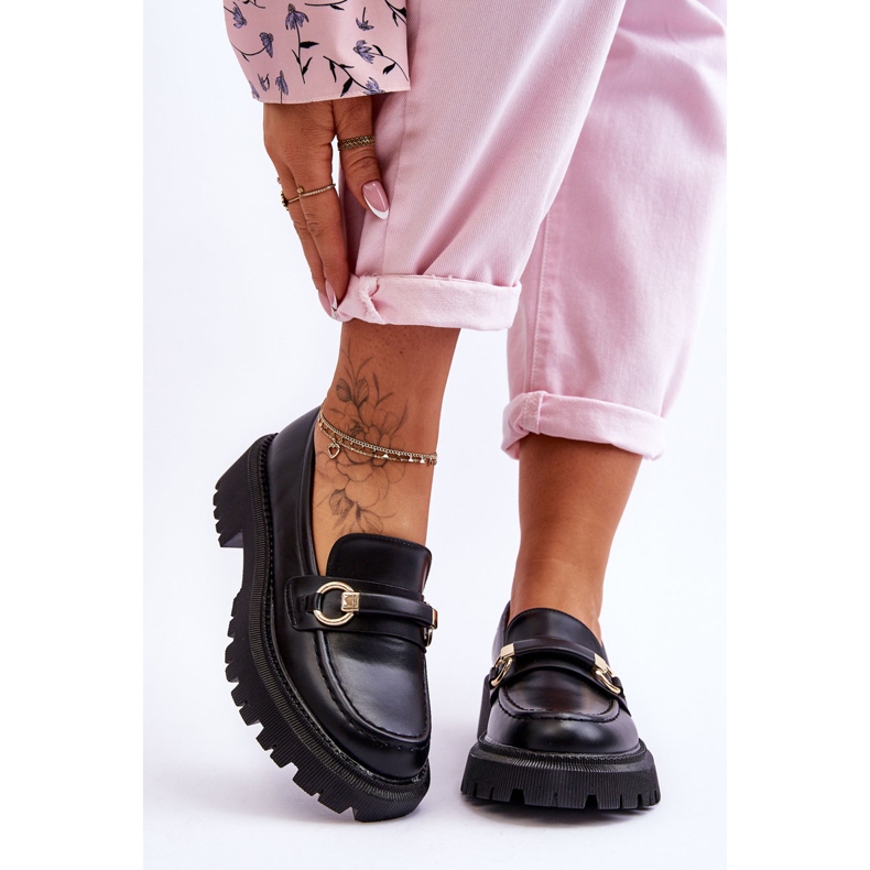 Naisten loaferit massiivisella alustalla musta kalypso 1