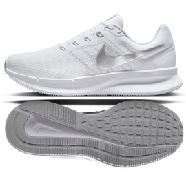 Juoksukengät Nike Run Swift 3 W DR2698 101 valkoinen 1