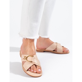 Naisten beigenväriset Shelovet-tossut 1