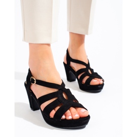 Shelovetin naisten mustat mokkanahkakorkosandaalit 2