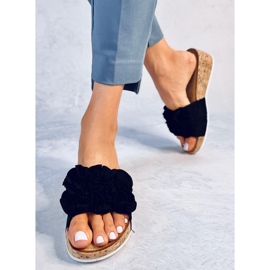 BM Peluso Blackin kukkasandaalit musta 2