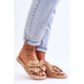 FK1 Muodikkaat naisten tossut beigellä Estera-rusetilla 1