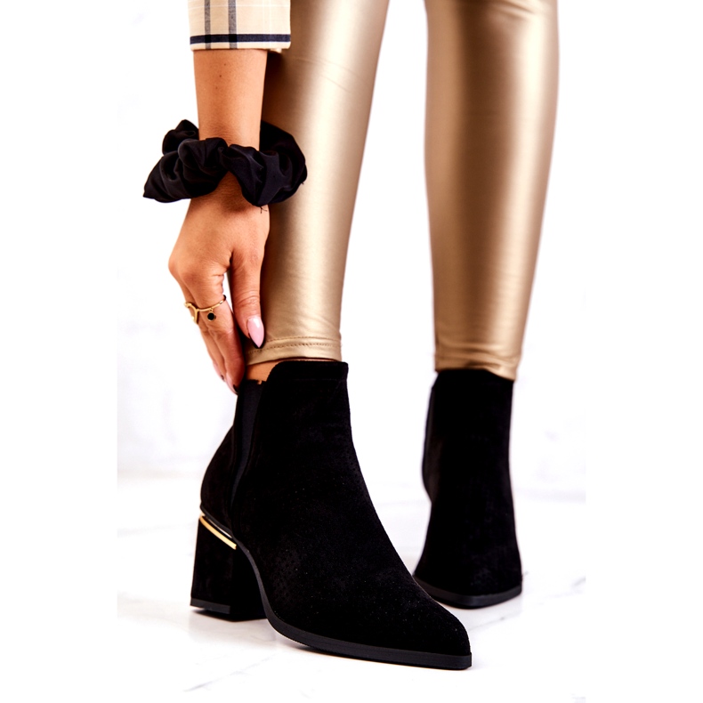 PS1 Mustat Helloni mokkanahkaiset avoimet cowboysaappaat 2